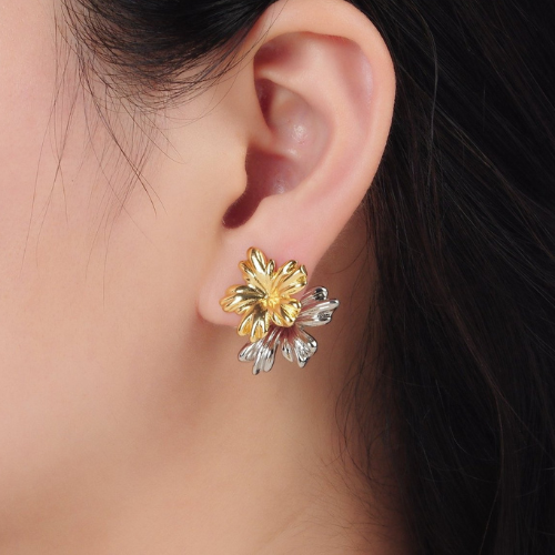 AccessoriesGoldandSilverFlowerStudEarrings-charmtrends.com_2